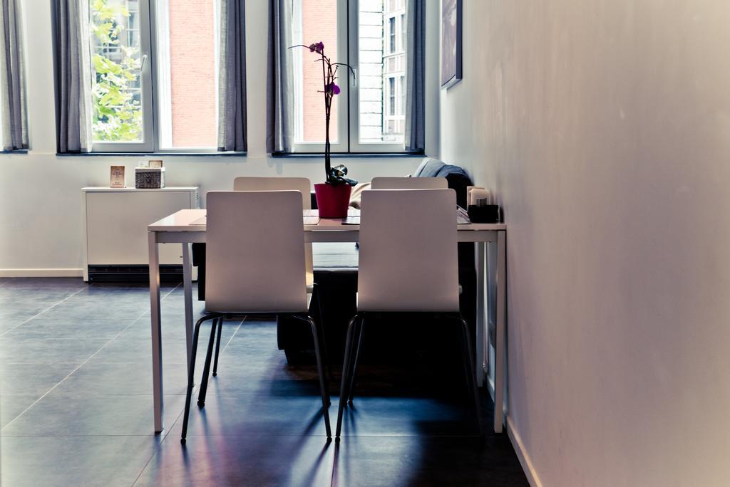 Apart'Hotel Liège City Centre Esterno foto