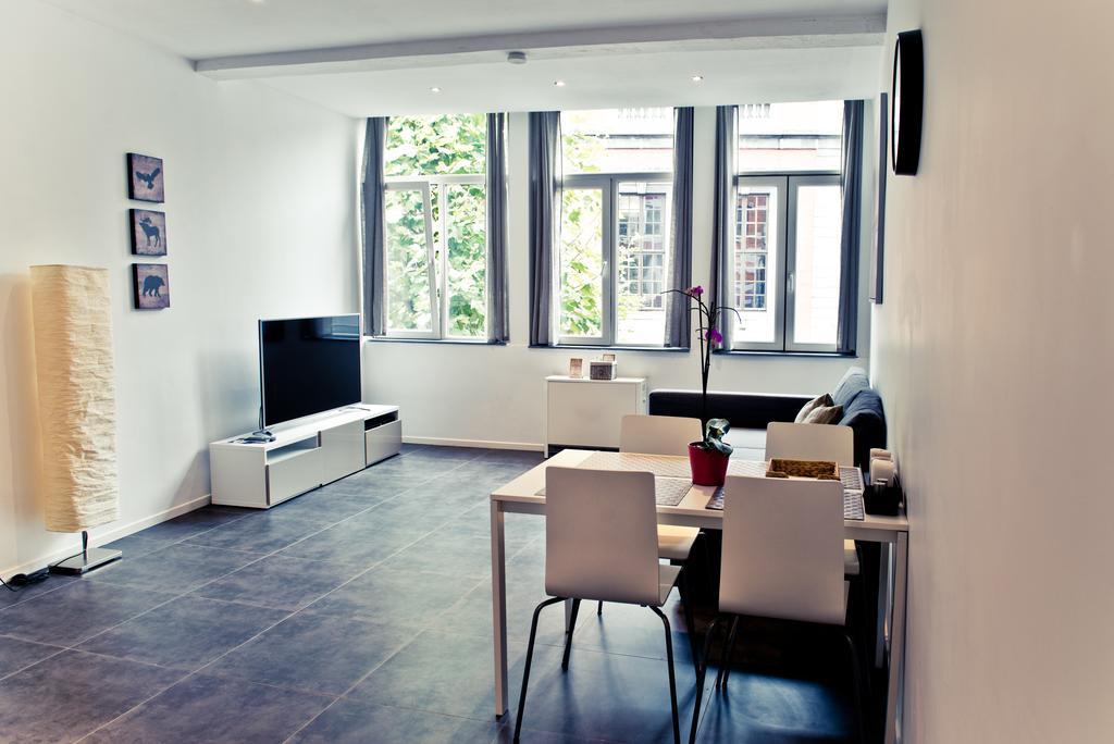 Apart'Hotel Liège City Centre Esterno foto